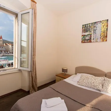 Bed & Breakfast Vila Liza *