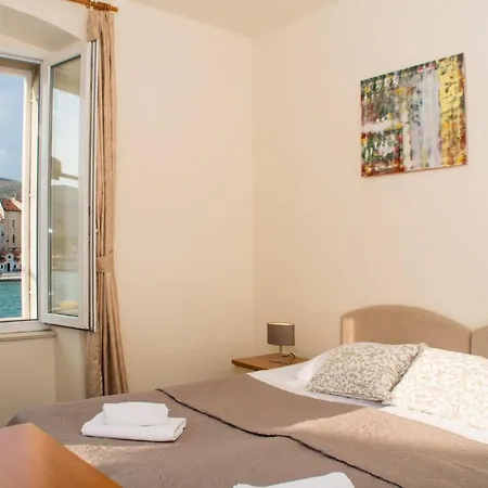 Bed & Breakfast Vila Liza Trogir