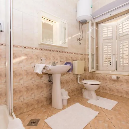 Bed & Breakfast Vila Liza